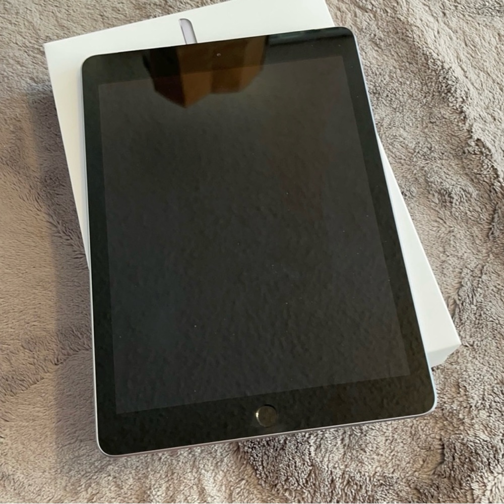 iPad 6th generation